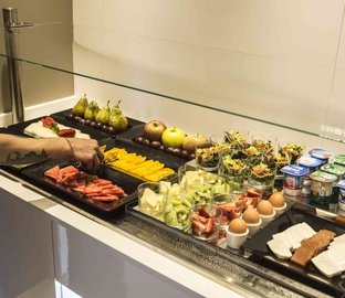 Desayuno buffet  Vincci Mercat Valencia